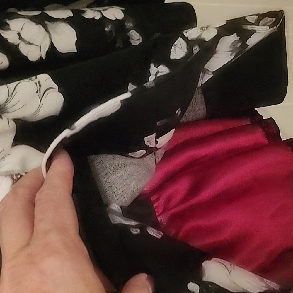 Dress - Picture 4 of 4